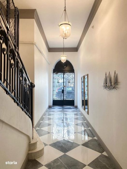 Ultracentral |  Bld. Tomis - Parcul Central | Apartament in imobil mag