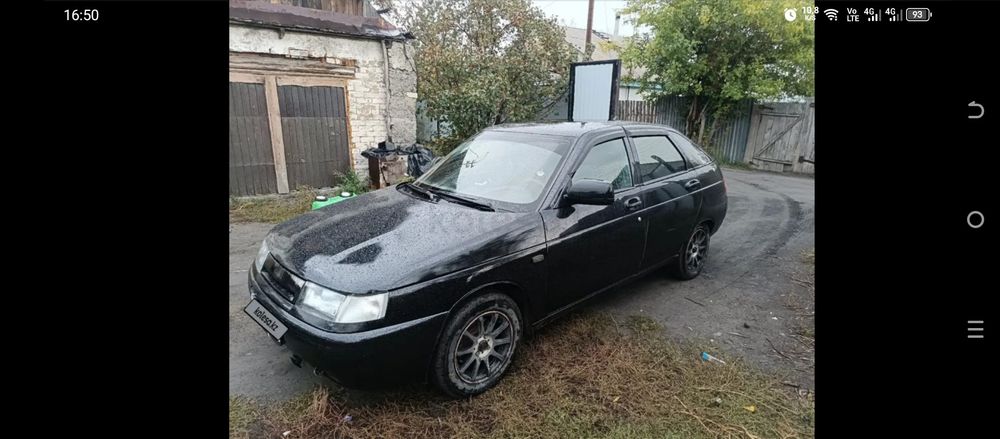 Автомобиль 2112 ваз