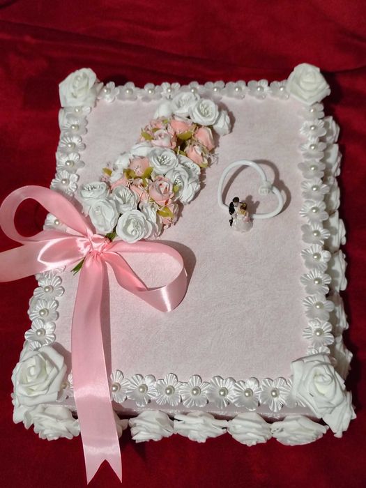 Продавам сватбени кутии ръчна изработка