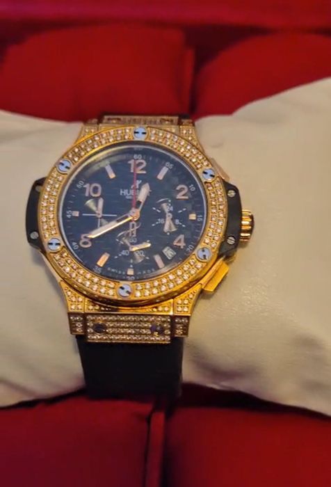 Чисто нов дамски часовник