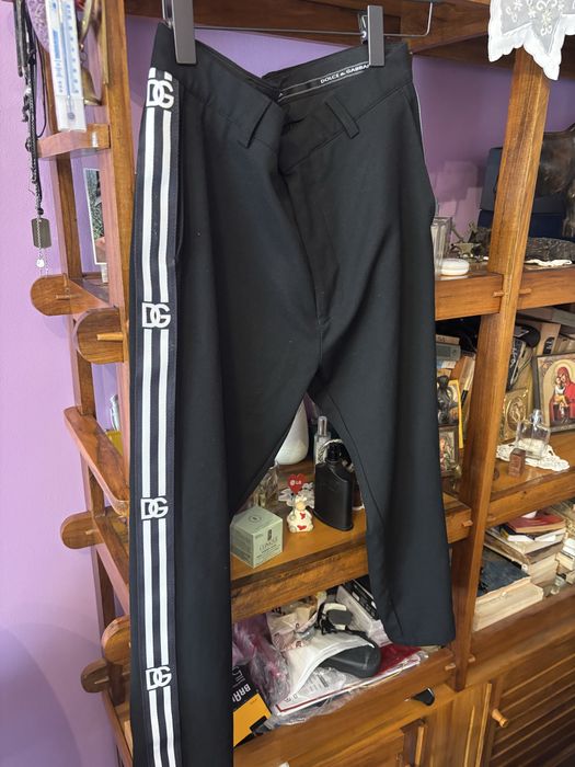 pantalonoi Dolce& Gabbana masura (M)