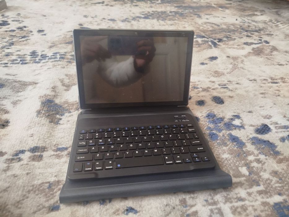 Planshet klavyaturali