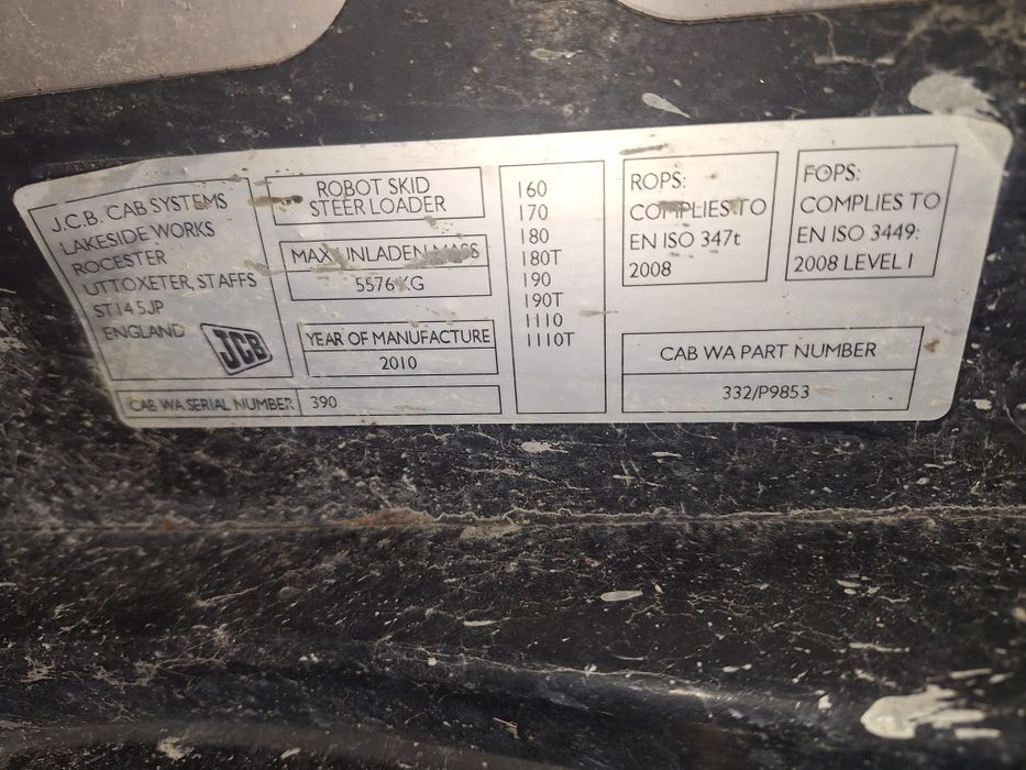 Bob cat.Incarcator frontal jcb.21000 euro