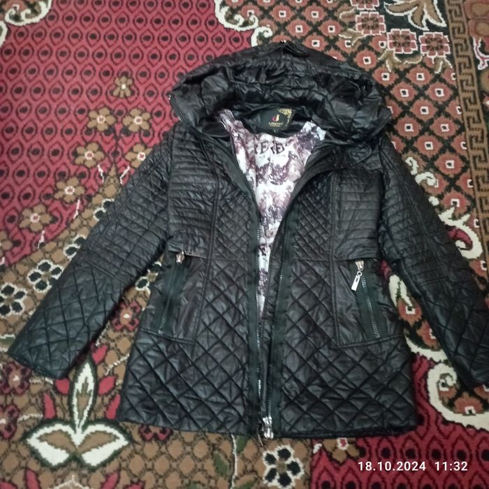 Продаются куртки