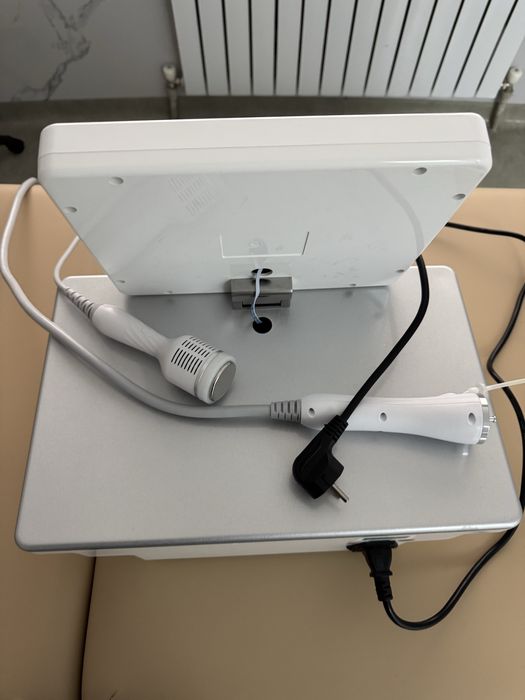 Косметологичесикй аппарат игольчатый RF