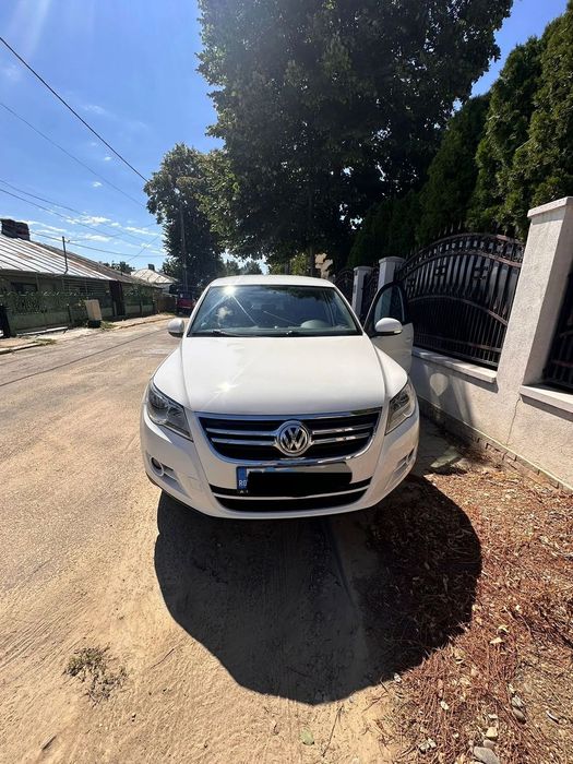 Volkswagen Tiguan Vând Volkswagen Tiguan 2010