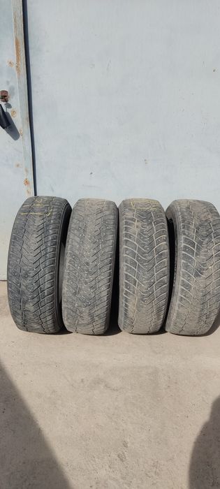 Продам зимние шины