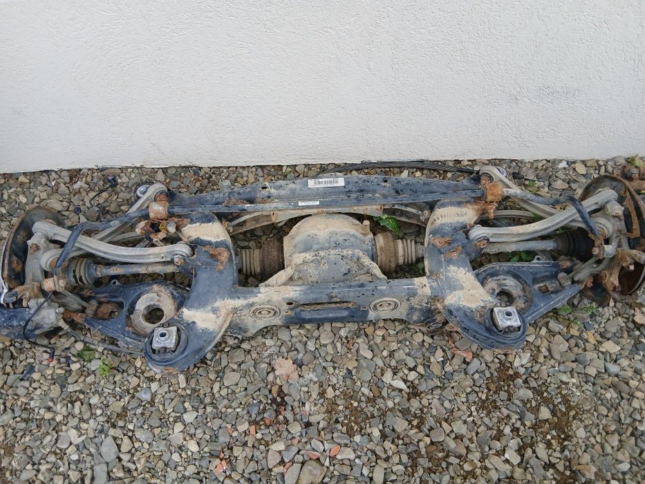Punte spate mercedes e  w212