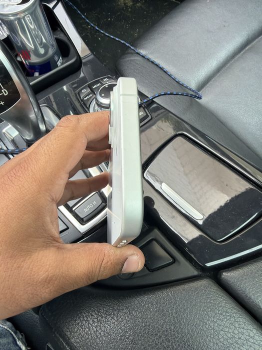Iphone 16 pentru piese