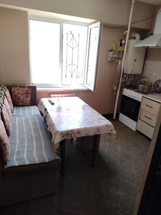 Срочно продается квартира 3/2/7 ориентир Самарканд Дарвоза Зах махалля