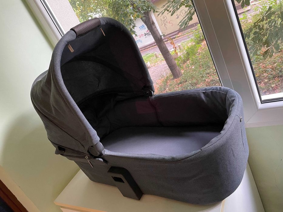 Като нова! Бебешка количка ABC Design Salsa 4 + столче (кош) за кола