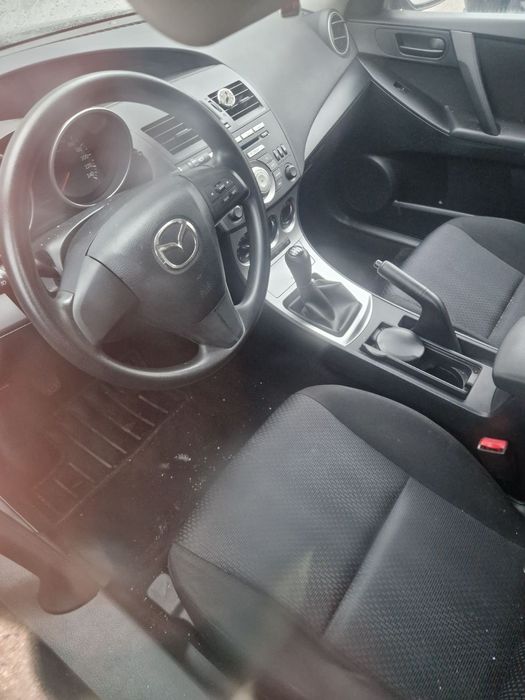Mazda 3 1.6 на части