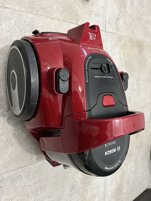 Aspirator fara sac Bosh Germany
