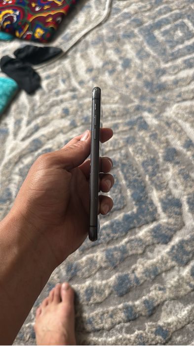 iPhone 11 64 гб багасы 40.000