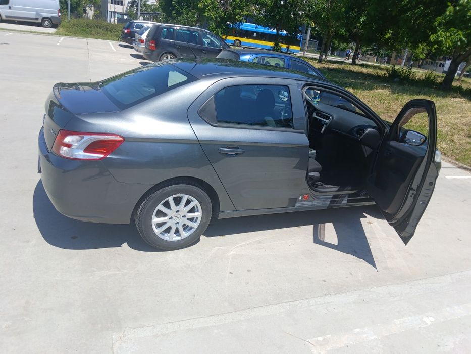 Продавам Peugeot 301 2016 г.