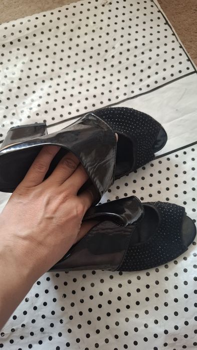 Женская одежда  обувь