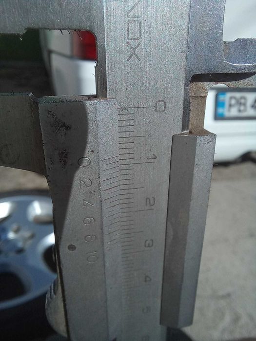 4 бр. гуми Continental 235/45 R 17, джанти, болтове за Mercedes