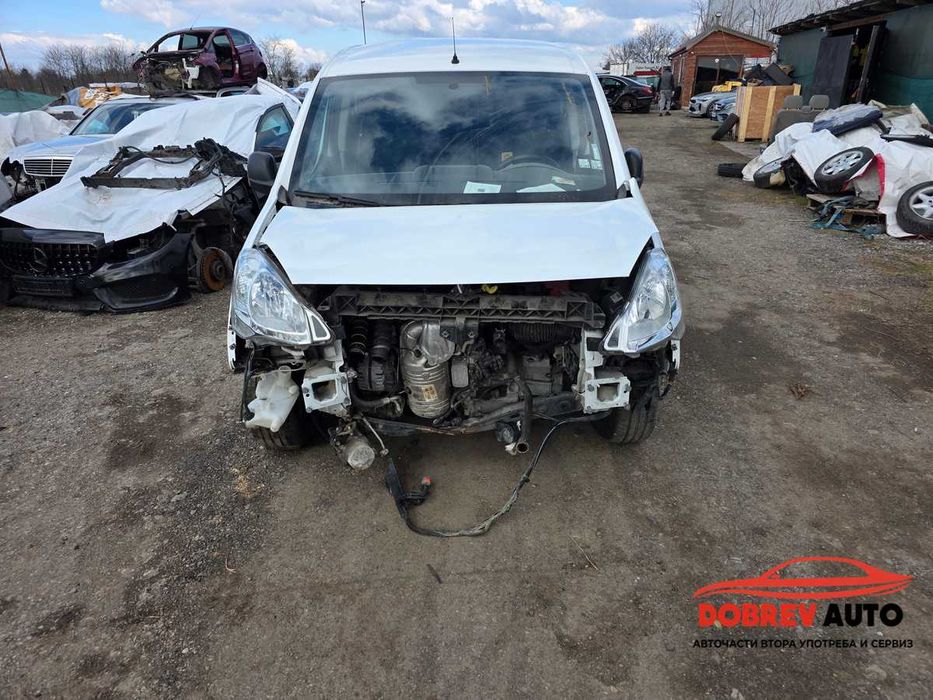 **САМО НА ЧАСТИ***  Peugeot Partner 1.6HDI,Ръчни скорости, 32 000km