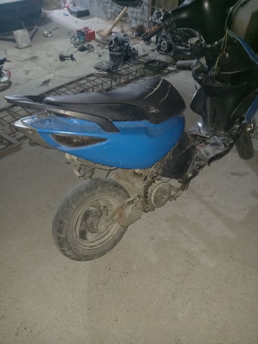 Скутер Angel 180 кубов