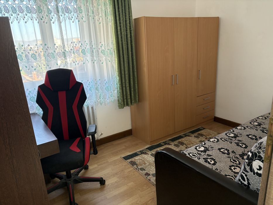 Vand apartament 2 camere
