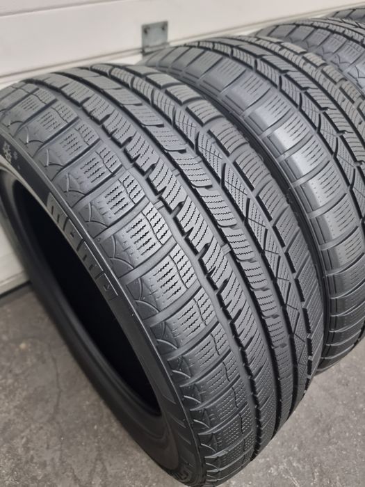 Anvelope Momo 225/55/17