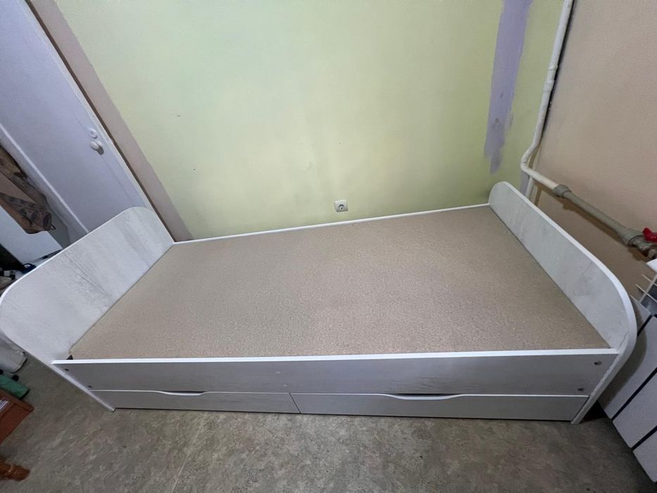 Кровать односпалка