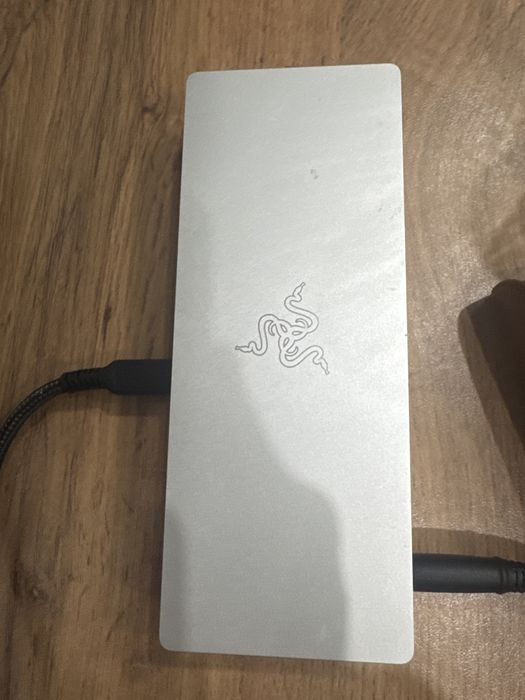 Razer thunder bolt dock 4(док станция для ноутбука)