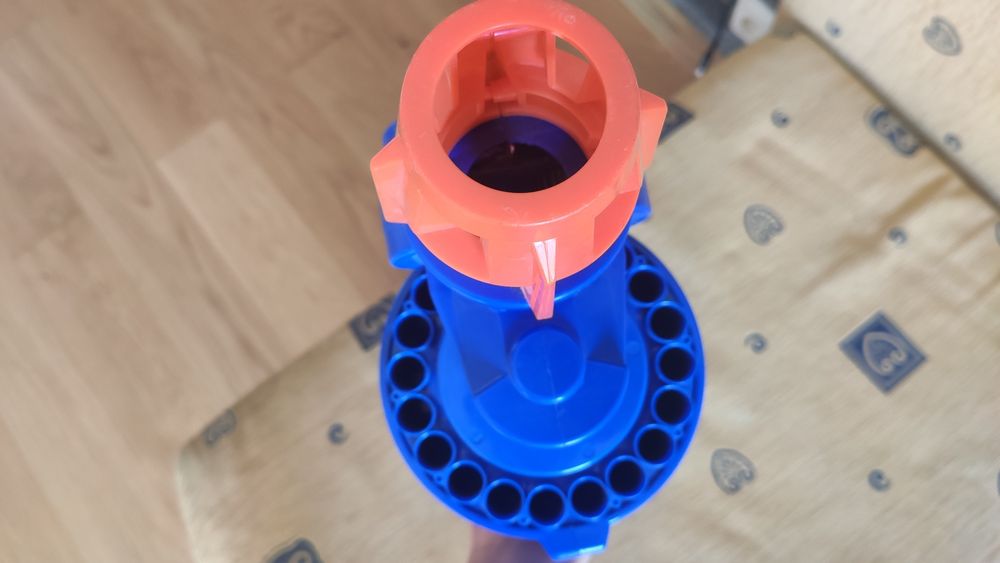 Игрушечный гранатомёт