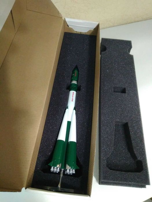 Ракета-носитель «Восток» [Готовая модель] (1:144)