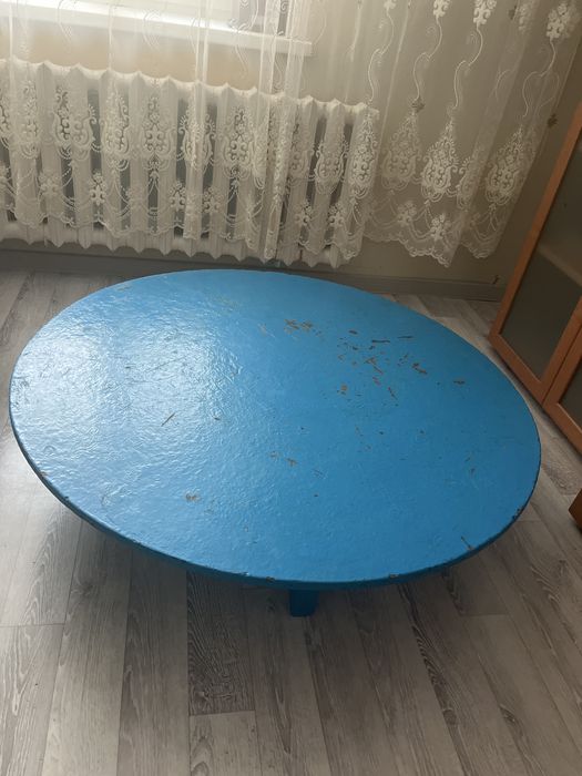 Продам круглый стол
