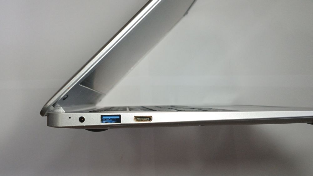 Laptop ultrabook