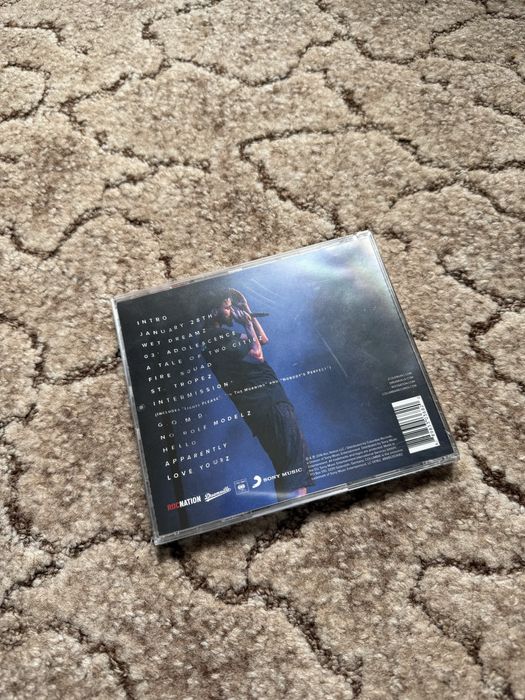 CD J Cole Forest Hills Drive Live sigilat.