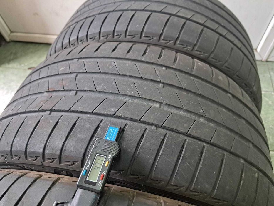 4 anvelope 255/45/18 Bridgestone