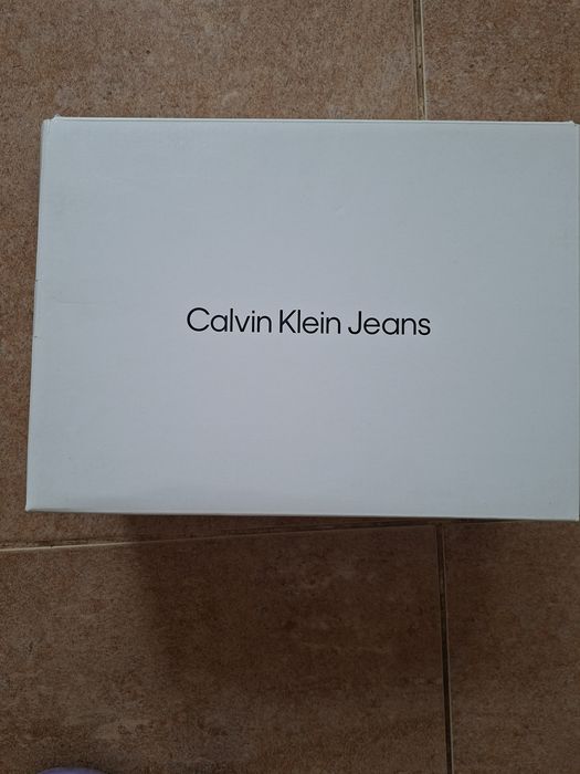 Нови дамски сникърси  Calvin klein,  Replay, Deezee