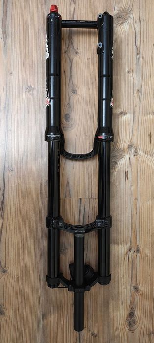 Вилка RockShox Boxxer Team