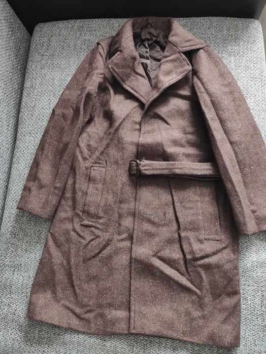 Продам пальто на мальчика. Новое .