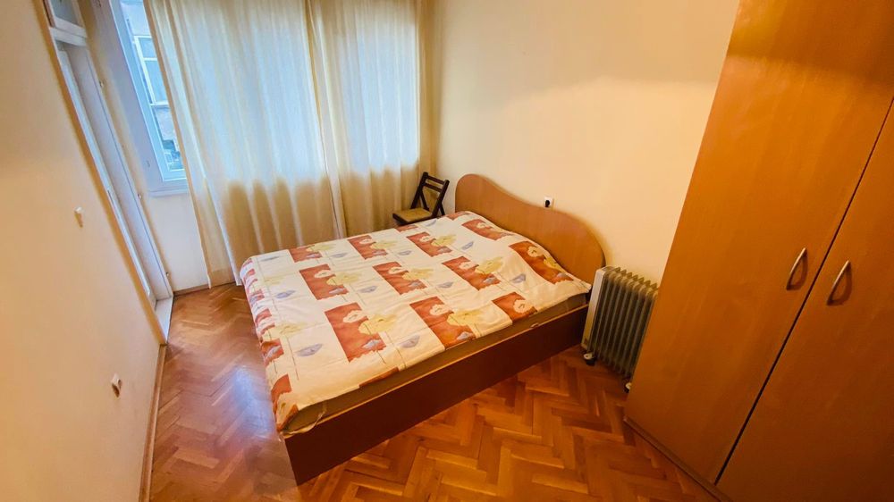 Дава се под наем Тристаен апартамент в Бургас, Възраждане - 87 кв.м за 510 € - Снимка #3