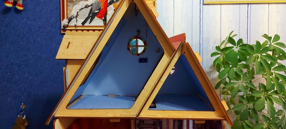 Домик для кукол. Кукольный домик