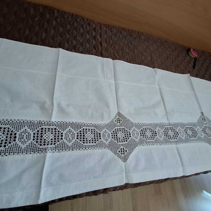 Подарявам дантела на една кука от едно време