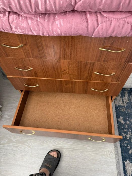 Тумба, комод сатылады