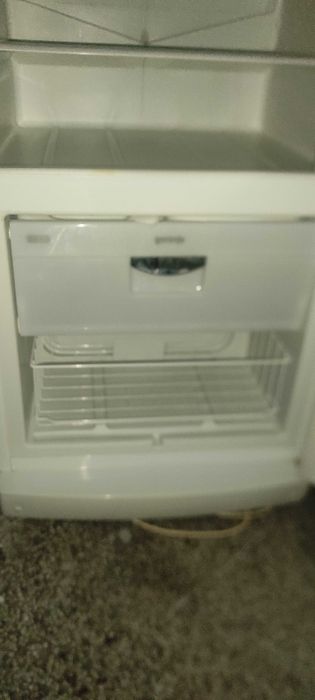 Хладилник 80 и пералня 40