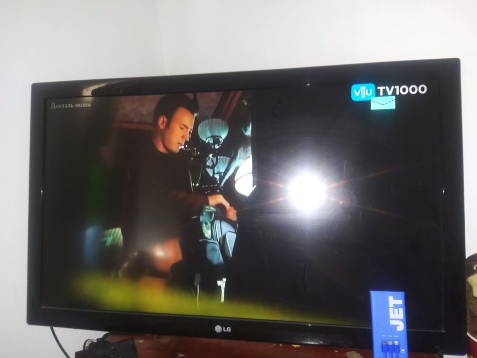 продам хороший телевизор LG