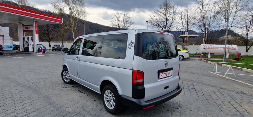 Volkswagen VW T5 Caravelle 8+1 locuri 2014 Ac  Finanțare prin TBI Bank