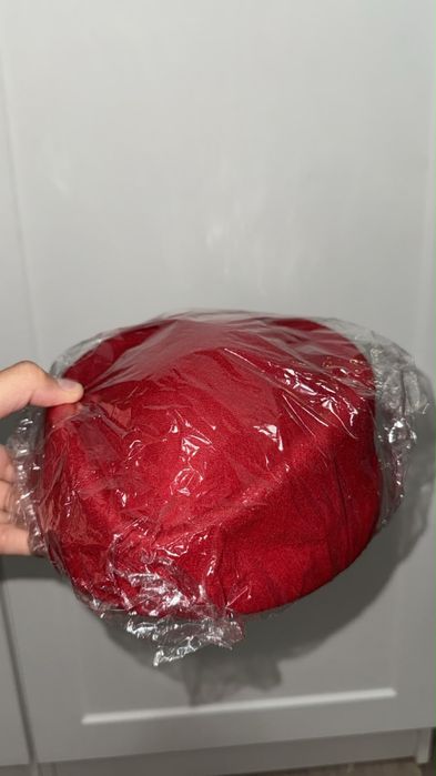 Продамм! Берет новый!
