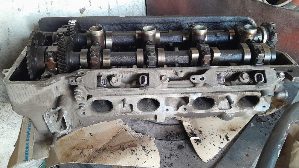 ДВС головка тойота превия