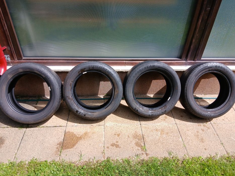 Vand set 4 cauciucuri vara 205 55 R16 91 V Goodyear  Eficiency Grip  rulaj 10.000 km