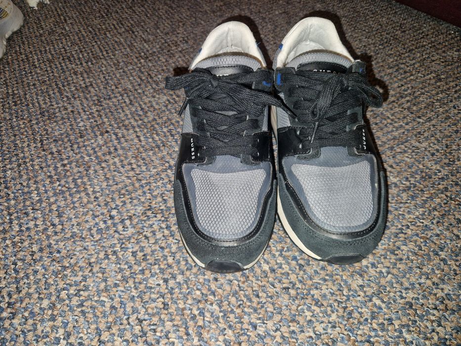 Adidasi Guess nr 40