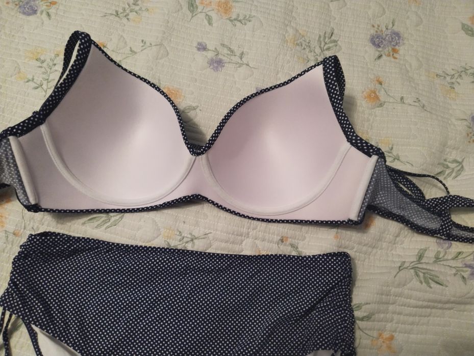 Продам раздельный купальник б у