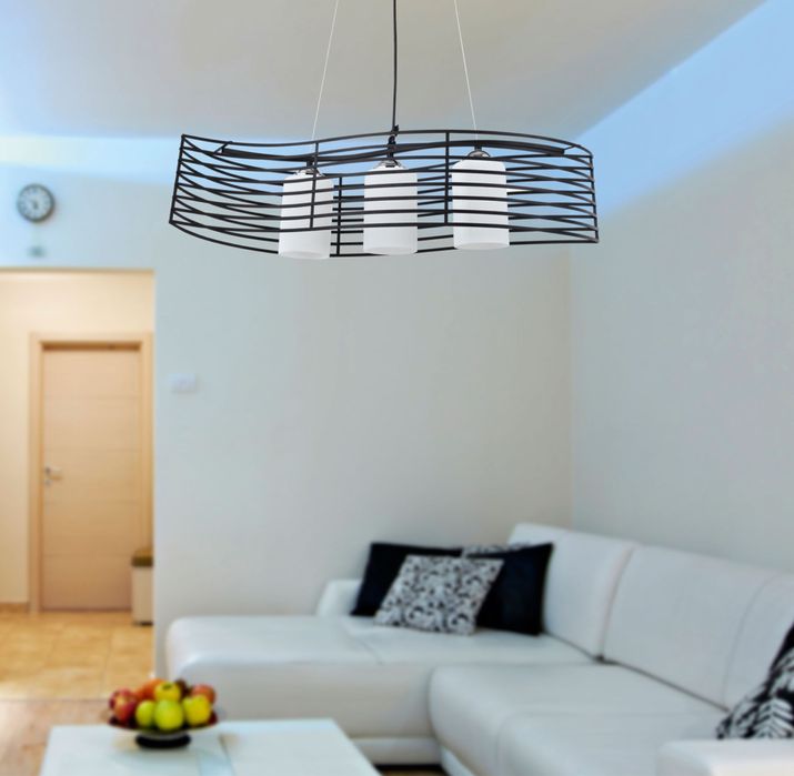 Lustra metalica pentru living