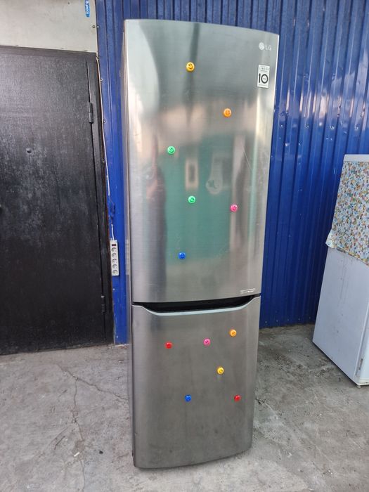 Продам холодильник "LG "
